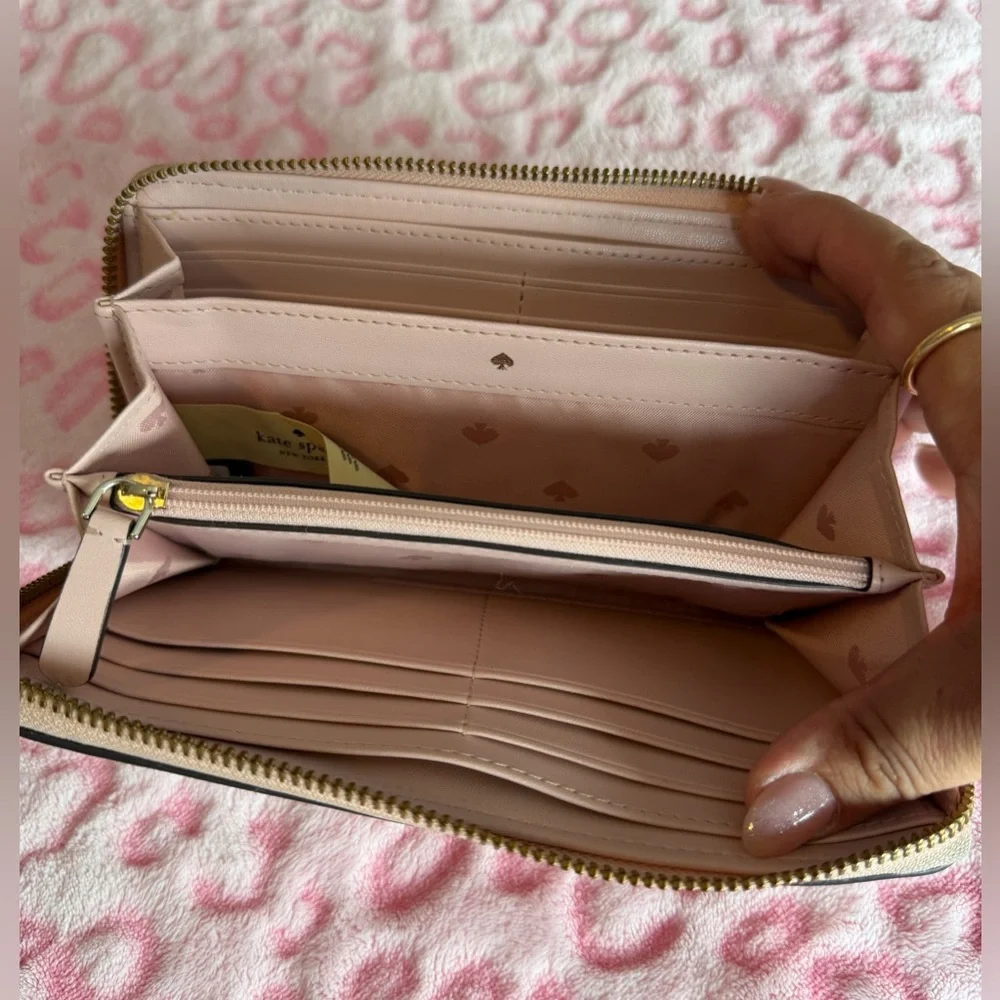 Kate Spade Women’s Soft Pink Wallet